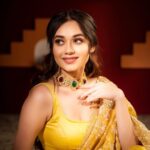 Jannat Zubair Returns in Laughter Chefs 2 Show