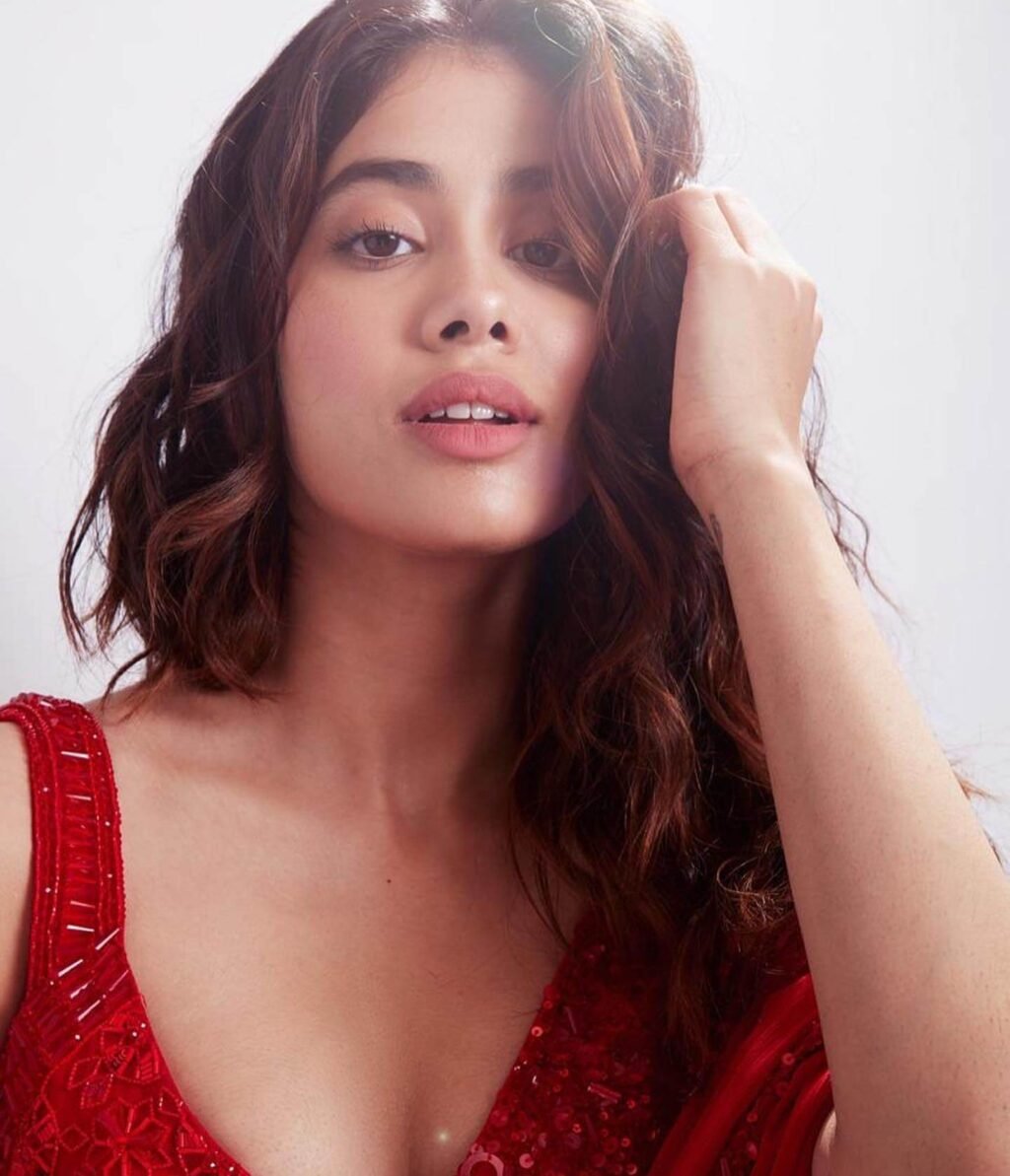 Stunning Janhvi Kapoor in Red Saree: See Her Gorgeous Photos Now!